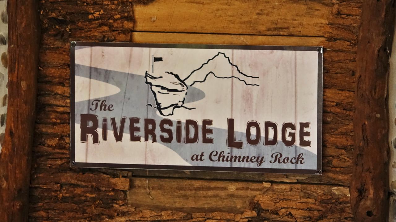 Riverside Lodge At Chimney Rock Esterno foto