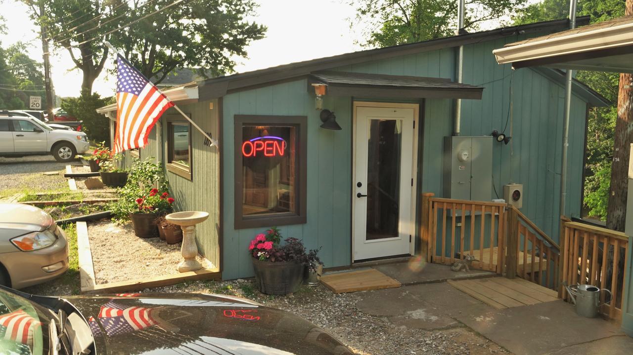 Riverside Lodge At Chimney Rock Esterno foto