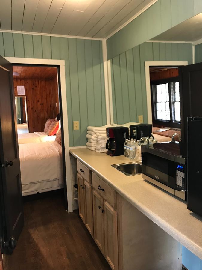 Riverside Lodge At Chimney Rock Esterno foto