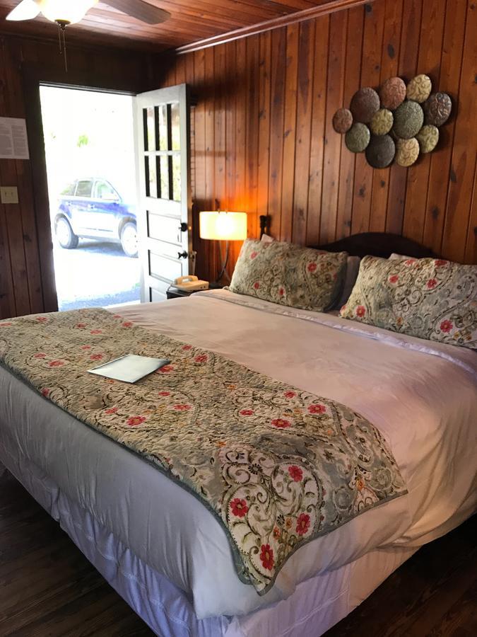 Riverside Lodge At Chimney Rock Esterno foto