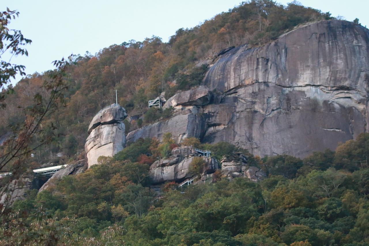 Riverside Lodge At Chimney Rock Esterno foto