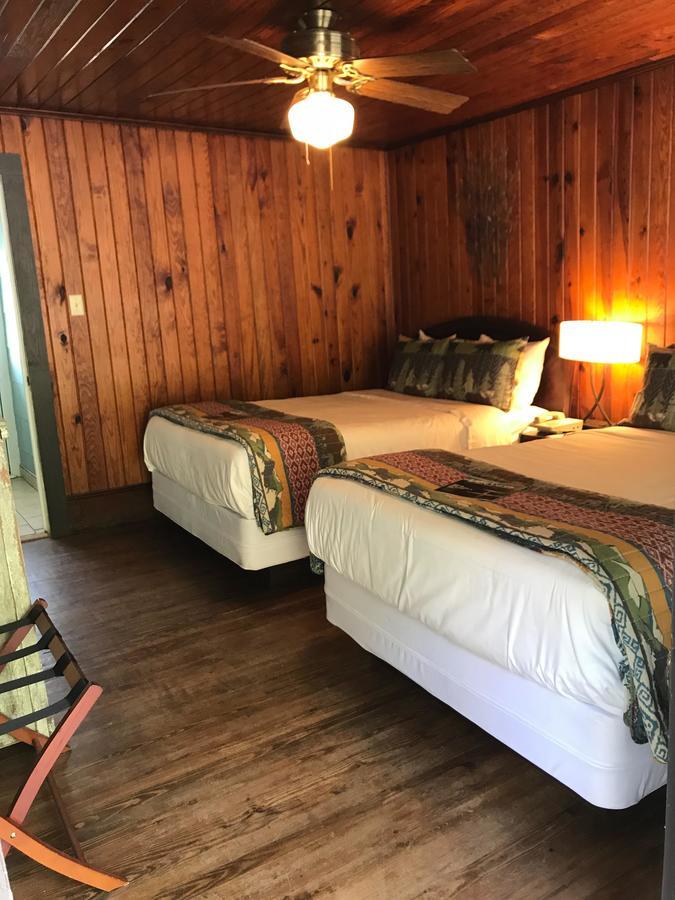 Riverside Lodge At Chimney Rock Esterno foto